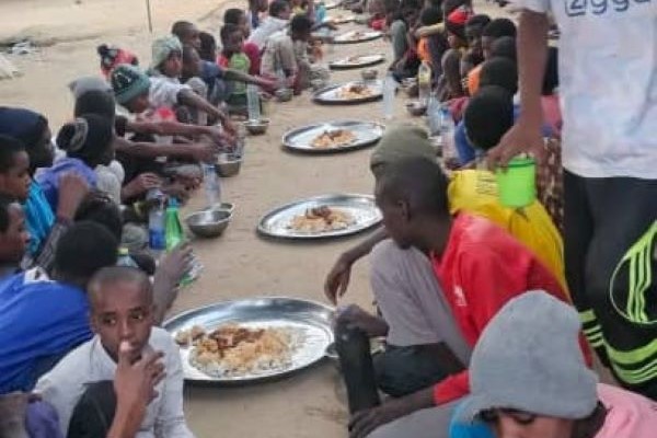 Afrika Yemek İkramı